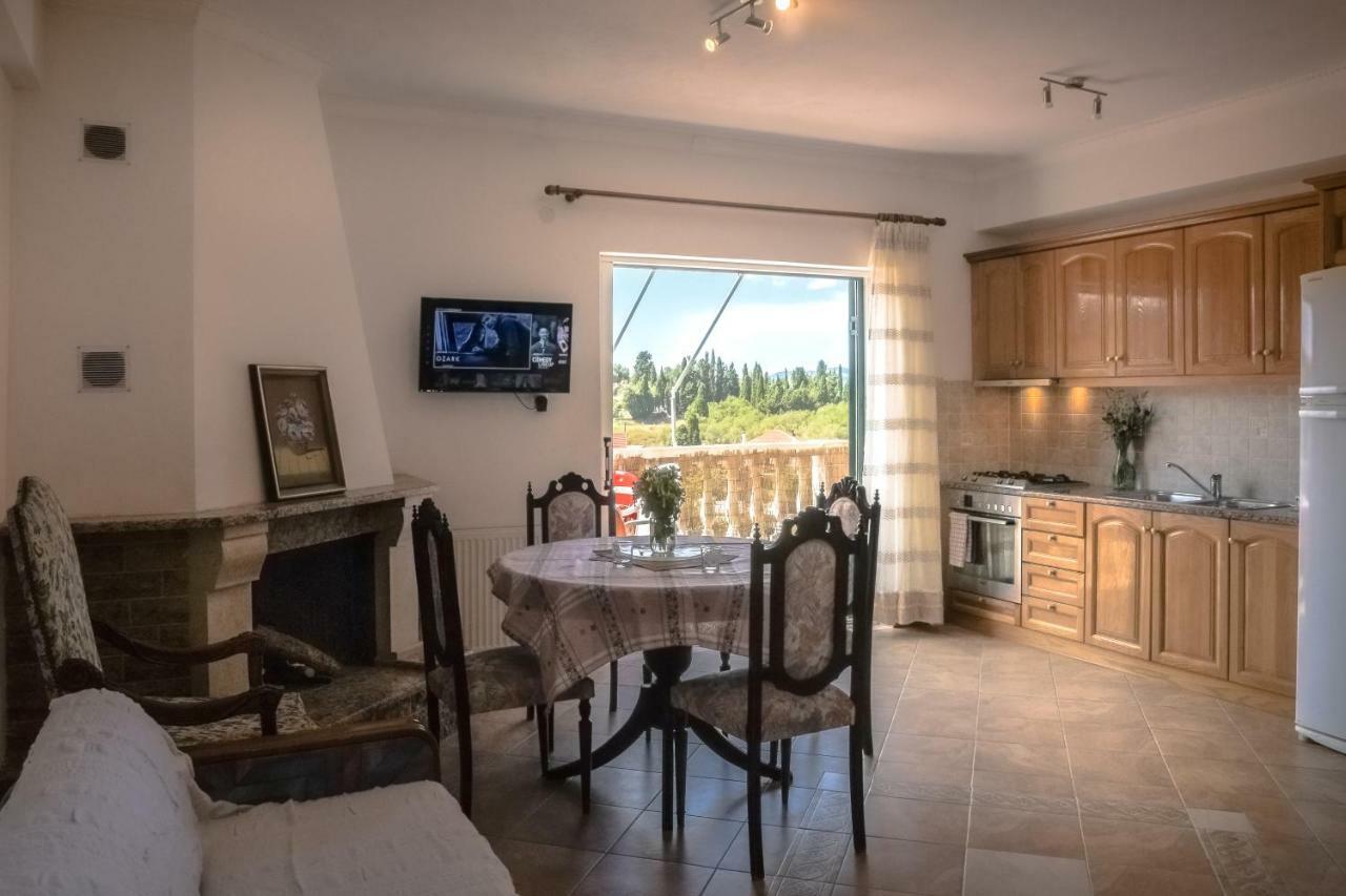 Apartamento Modern Flat With Beautiful Views In South Of Corfu Lefkimmi  Exterior foto